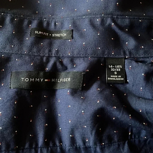 Men's Tommy Hilfiger button down shirt, Size Small - Picture 3 of 3